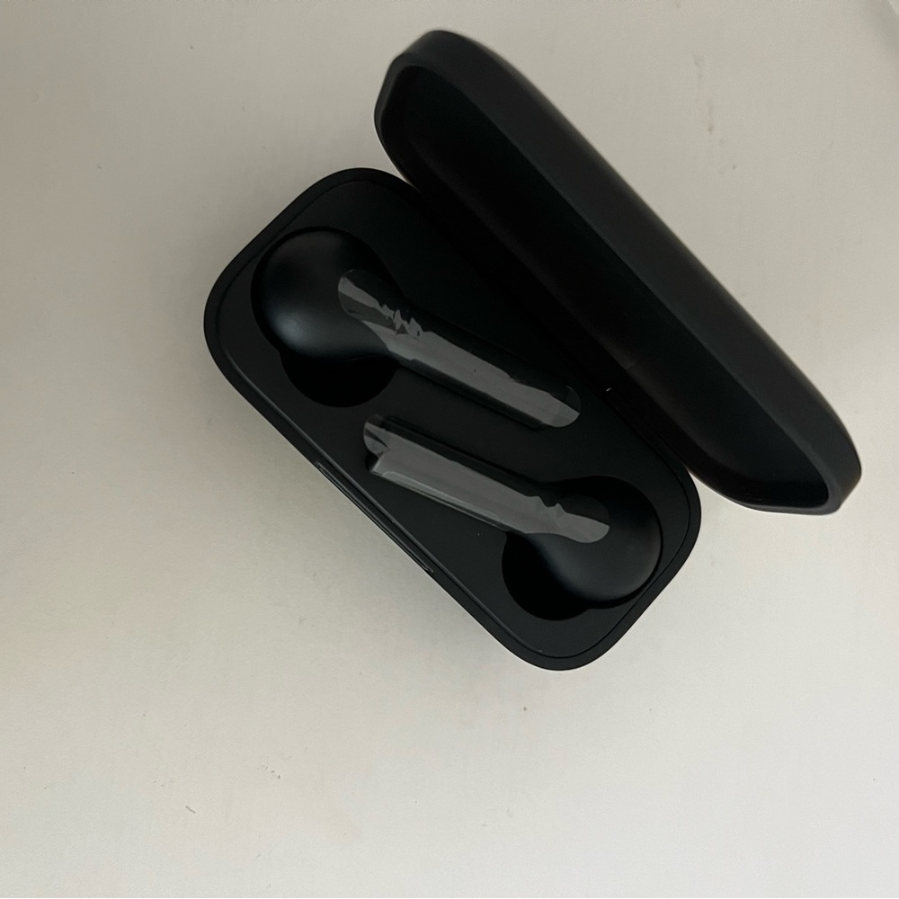 Black Wireless Earbuds with Charging Case